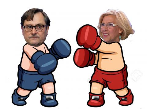 Caricatura de Paco Marhuenda y Manuela Carmena boxejant