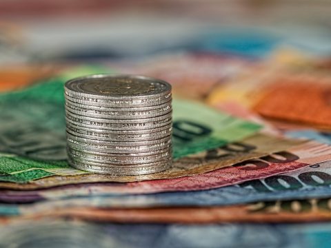 coins-1726618_1920_pixabay-_steve_buissinne