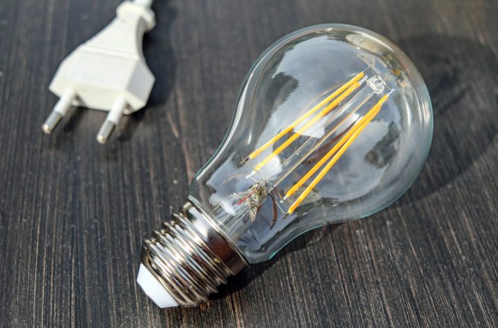light-bulb-1640438_1920_pixabay-couleur