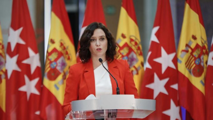 europapress_3331532_presidenta_comunidad_madrid_isabel_diaz_ayuso_ofrece_rueda_prensa_reunion_jefe_20200921154043-kbig-u483605905824ejd-992x558lavanguardia-web