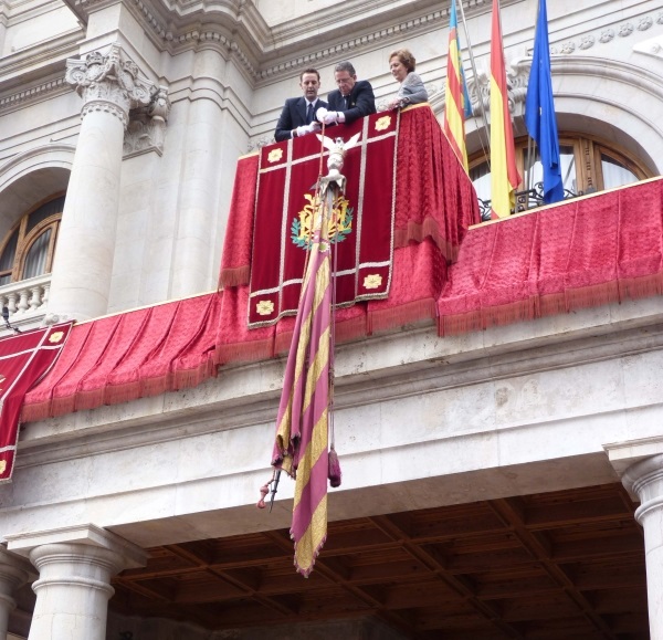 baixada_senyera_coronada_9_doctubre